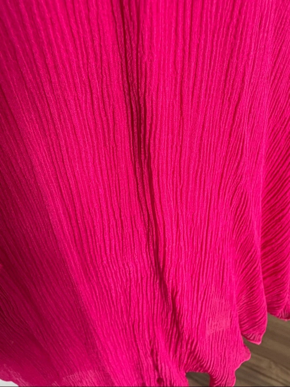 Marciano Fuchsia Sleeveless V-Neck Midi Dress with Rhinestone Buckle 100% Silk - Picture 5 of 5